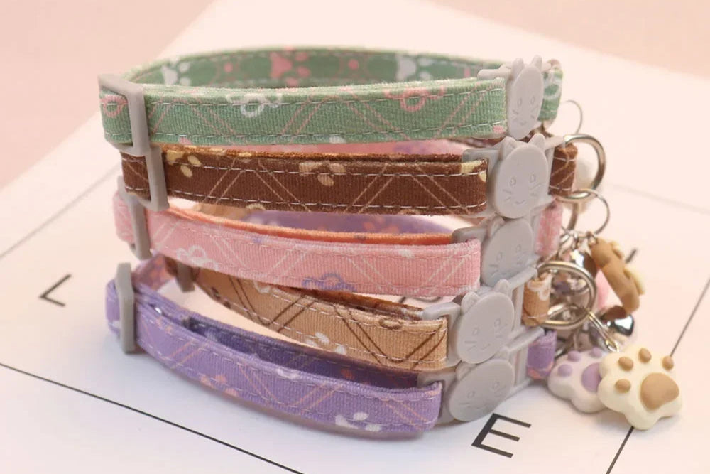collier reglable  pour chat avec empreinte et clochette détachable – Nos Poilus